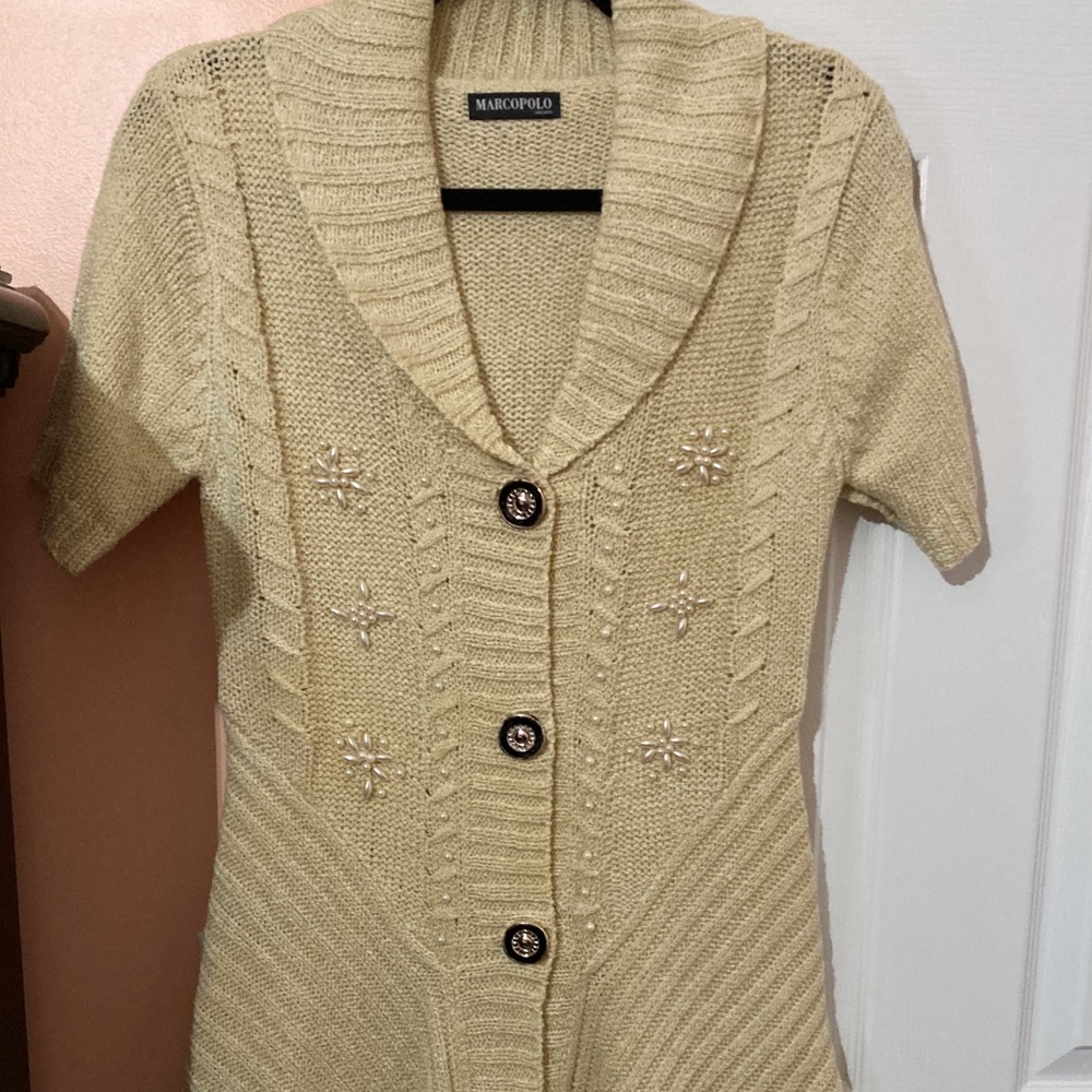 Women’s sweater